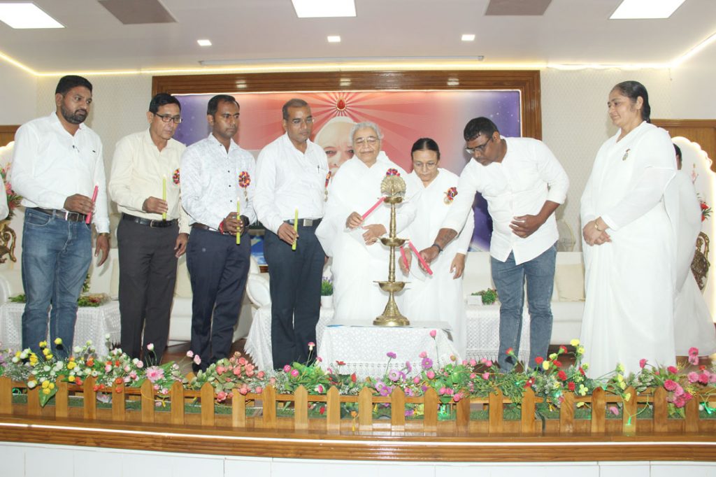 ‘मेरा गाँव, बने महान’ सेवा योजना का प्रारंभ किया गया